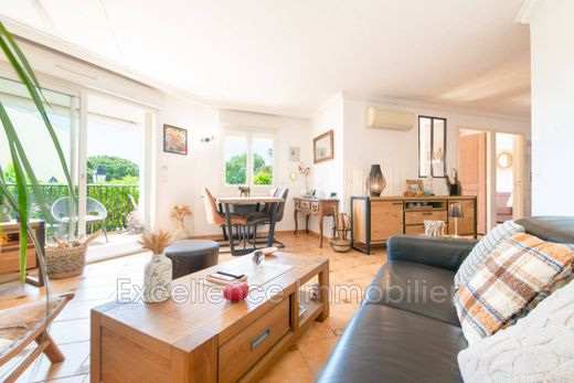 Apartament w Sainte-Maxime, Var