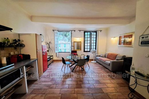 Villa in Moustiers-Sainte-Marie, Alpes-de-Haute-Provence