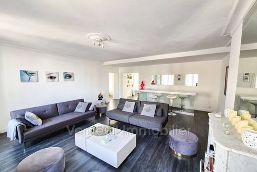 Apartment in Fontainebleau, Seine-et-Marne