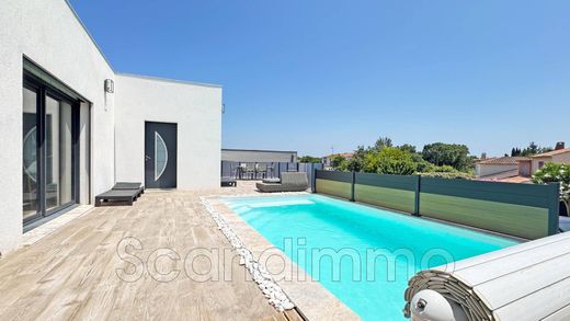 Villa en Roquebrune-sur-Argens, Var