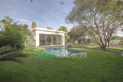 Вилла, Cagnes-sur-Mer, Alpes-Maritimes