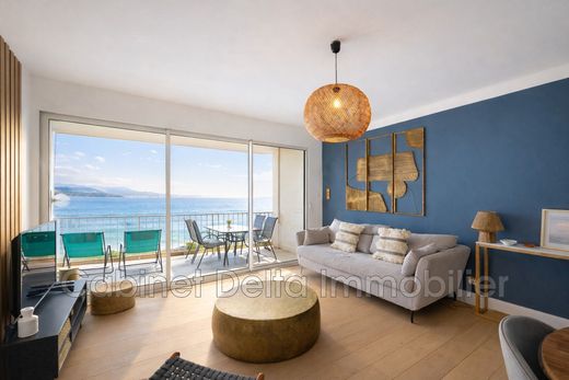 Apartment in Sanary-sur-Mer, Var