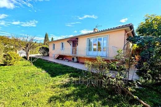 Villa a La Garde, Var