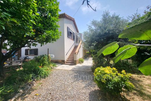 Villa a Cagnes-sur-Mer, Alpi Marittime