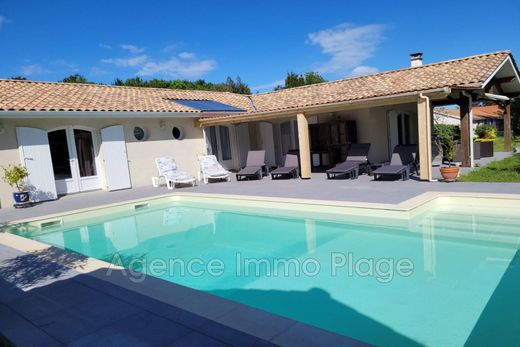 Villa in Vensac, Gironde