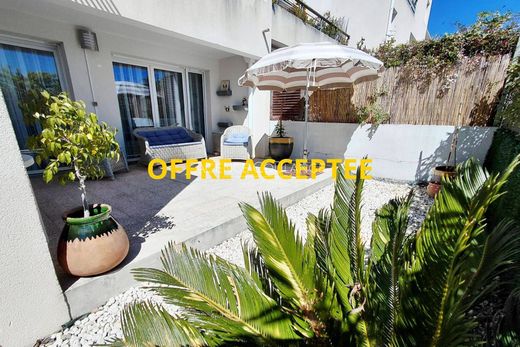Apartment / Etagenwohnung in La Ciotat, Bouches-du-Rhône