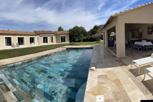 Βίλα σε Trets, Bouches-du-Rhône