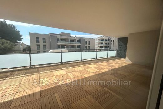 Piso / Apartamento en Hyerès, Var