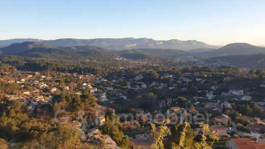 Villa a La Bouilladisse, Bocche del Rodano