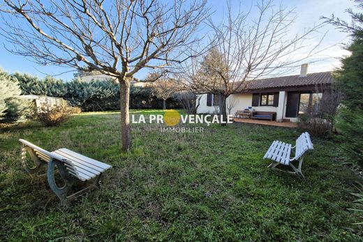 ﻓﻴﻼ ﻓﻲ Trets, Bouches-du-Rhône