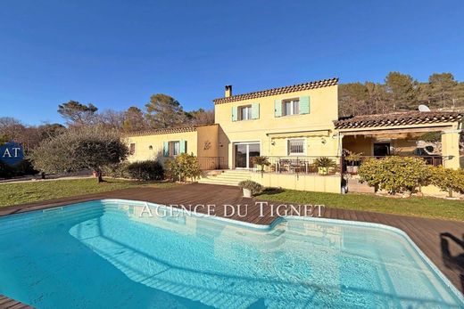 Villa in Saint-Cézaire-sur-Siagne, Alpes-Maritimes