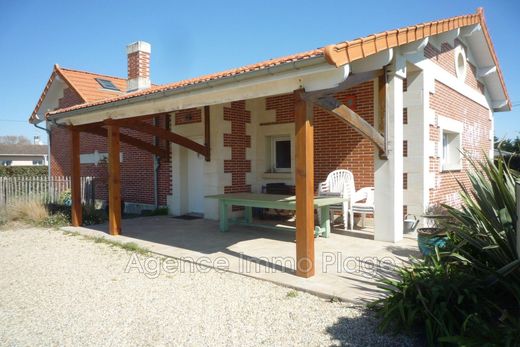 Villa in Soulac-sur-Mer, Gironde