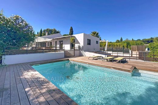 Villa a Cogolin, Var