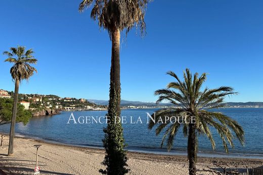 Квартира, Théoule-sur-Mer, Alpes-Maritimes