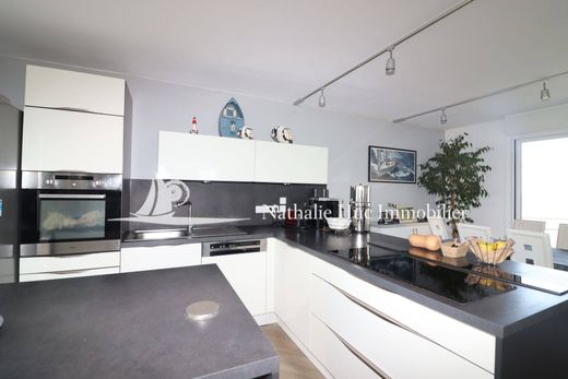 Apartment / Etagenwohnung in Canet-Plage, Pyrénées-Orientales