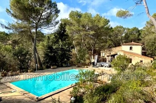 Villa in Rognes, Bouches-du-Rhône