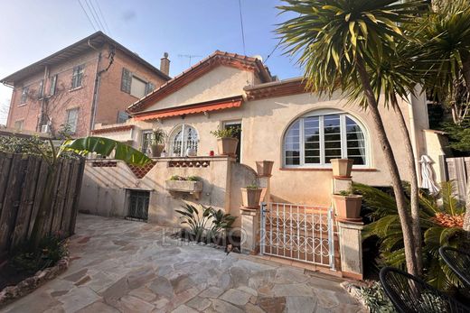 Villa à Juan-les-Pins, Alpes-Maritimes