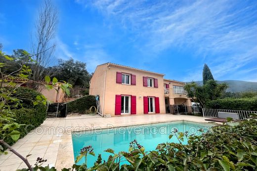 Villa in Solliès-Toucas, Var