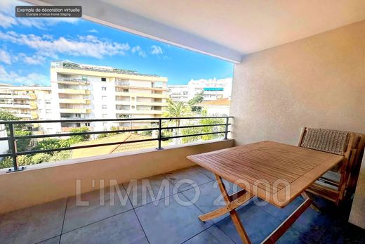 Apartment in Juan-les-Pins, Alpes-Maritimes