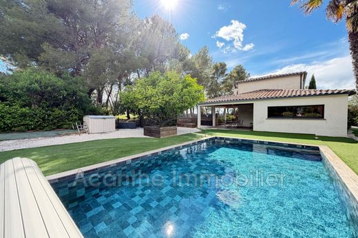 Villa in Saint-Vincent-de-Barbeyrargues, Hérault