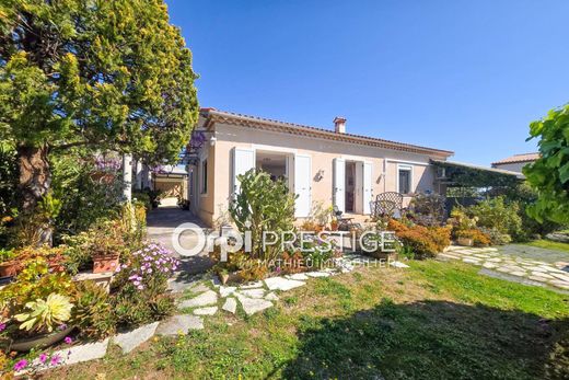 Villa in Antibes, Alpes-Maritimes