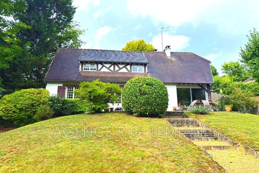 ‏וילה ב  Le Mesnil-le-Roi, Yvelines