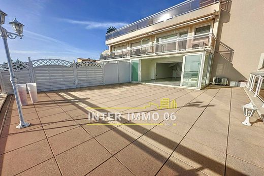 Appartamento a Saint-Laurent-du-Var, Alpi Marittime