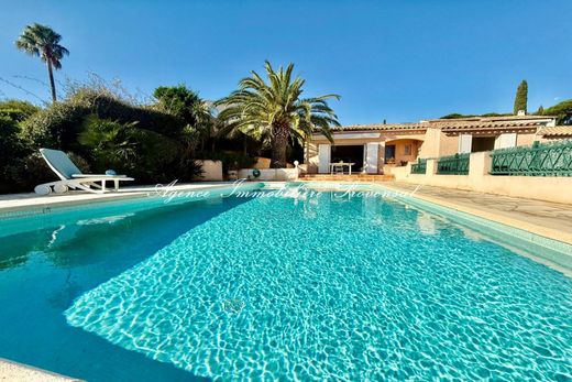 빌라 / Sainte-Maxime, Var