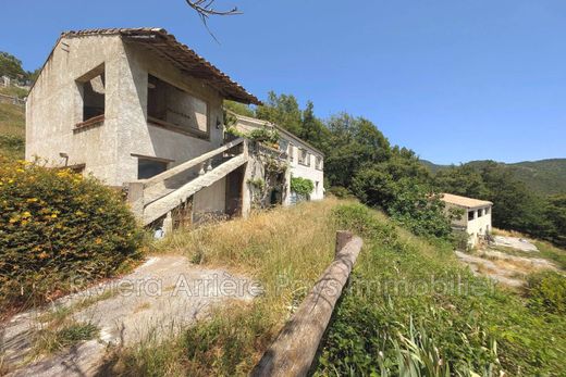 Villa en Saint-Antonin, Alpes Marítimos