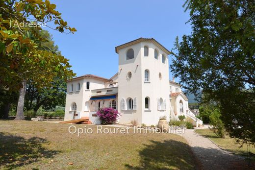 Villa in Le Rouret, Alpes-Maritimes