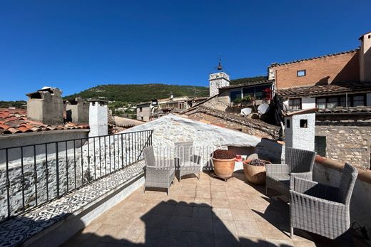 Tourrettes-sur-Loup, Alpes-Maritimesのヴィラ