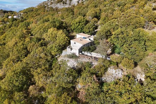 Villa en Coursegoules, Alpes Marítimos