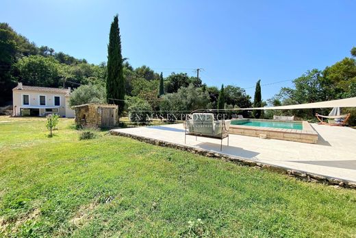 Villa à Oppède le Vieux, Vaucluse