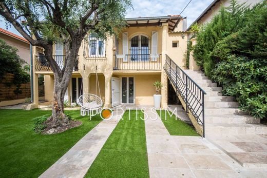 Villa a Cagnes-sur-Mer, Alpi Marittime