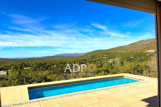 Villa in Saint-Vallier-de-Thiey, Alpes-Maritimes