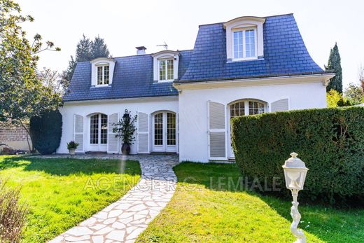 Willa w Maisons-Laffitte, Yvelines