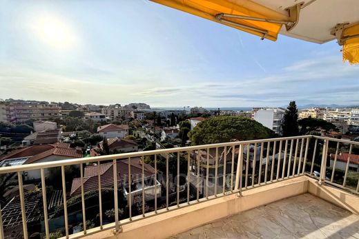 Appartement à Juan-les-Pins, Alpes-Maritimes