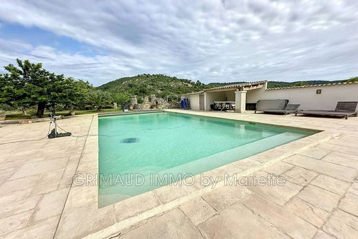 Villa à Le Plan-de-la-Tour, Var