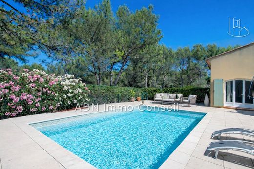 Villa in Mallemort, Bouches-du-Rhône