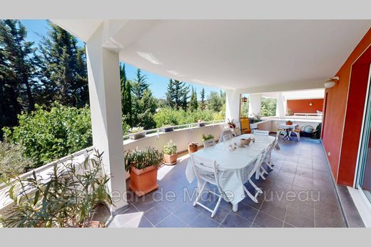 Apartment in Fuveau, Bouches-du-Rhône