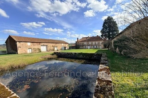 Villa a Saint-Maurice-lès-Châteauneuf, Saône-et-Loire