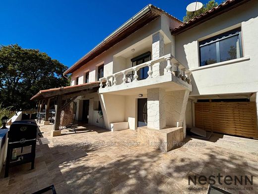 빌라 / Belcodène, Bouches-du-Rhône