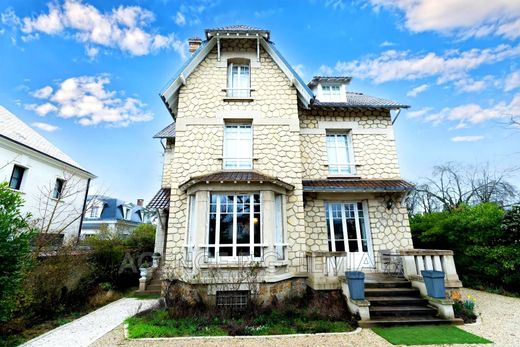 Villa in Montparnasse, Alésia, Montsouris, Paris