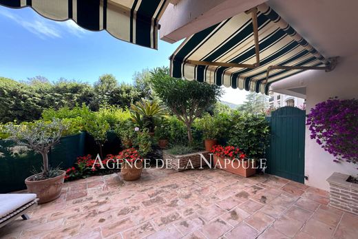 Apartament w Mandelieu-la-Napoule, Alpes-Maritimes