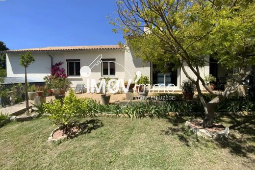 Villa in Uzès, Gard