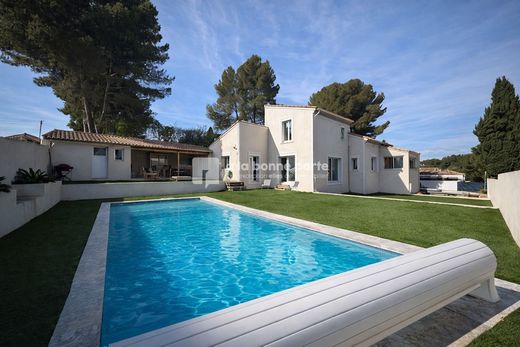 Villa à Rognac, Bouches-du-Rhône
