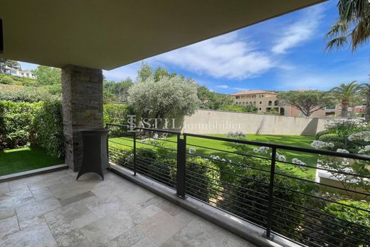 Apartament w Roquebrune-sur-Argens, Var