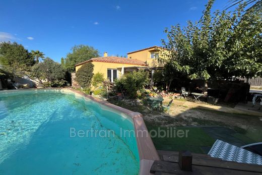 Villa in Rivesaltes, Pyrénées-Orientales