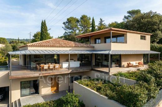 Land in Aix-en-Provence, Bouches-du-Rhône