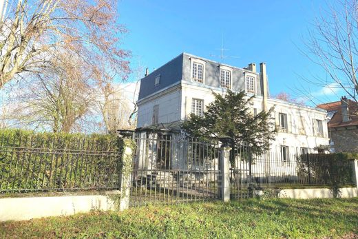 Willa w Maisons-Laffitte, Yvelines